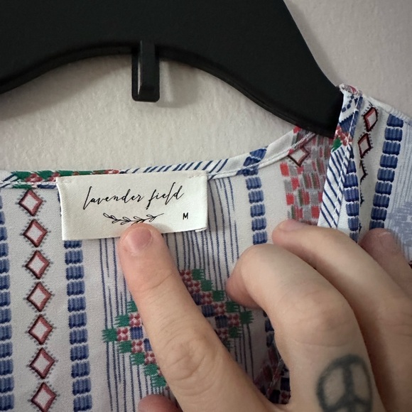 Lavender Field Gray and White Dolman Sleeve Blouse - Picture 3 of 4